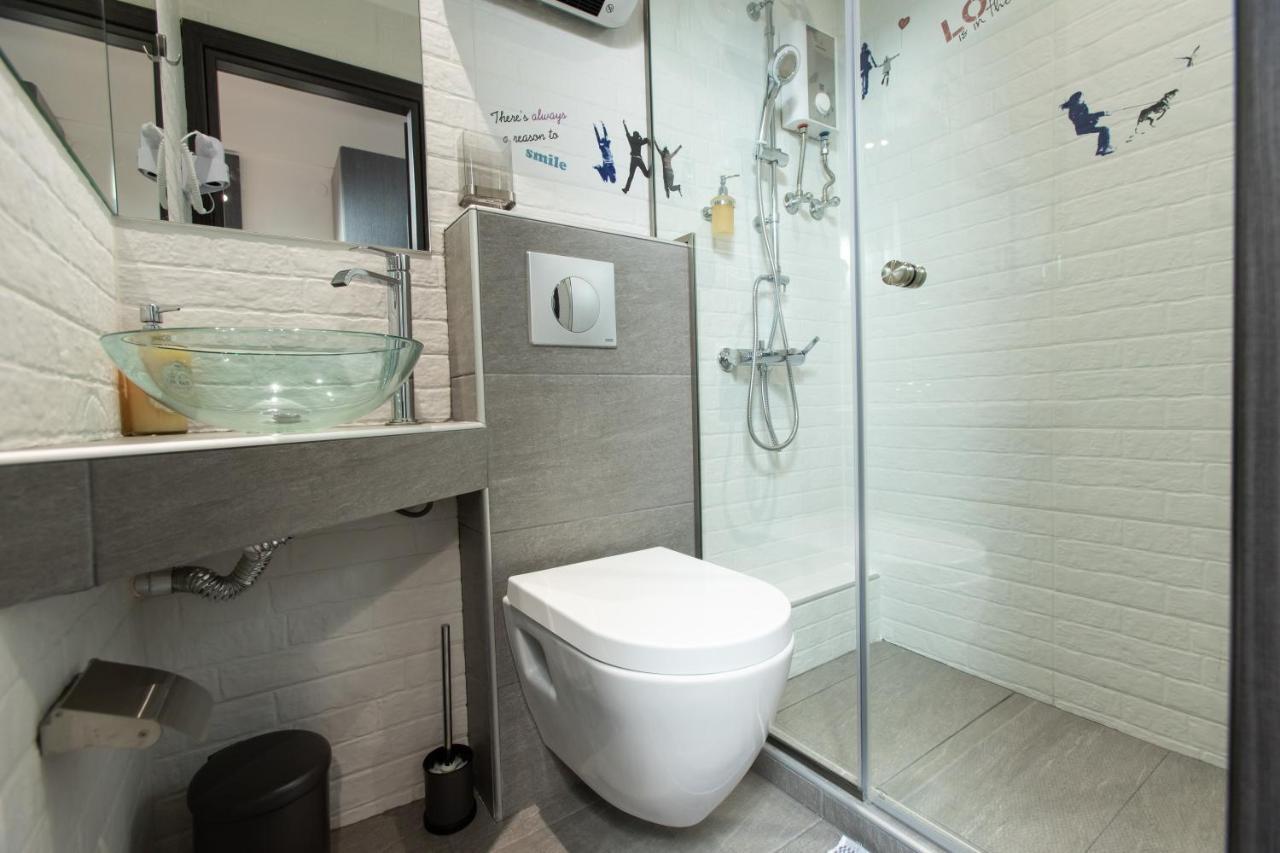 Downtown Luxury Boutique Suites : The Yellow Suite Thessaloníki Eksteriør bilde