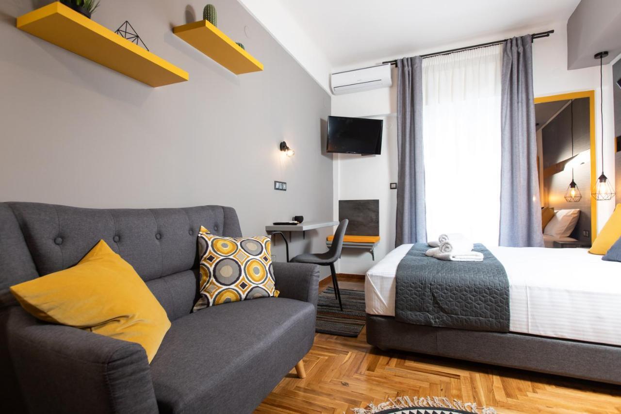 Downtown Luxury Boutique Suites : The Yellow Suite Thessaloníki Eksteriør bilde