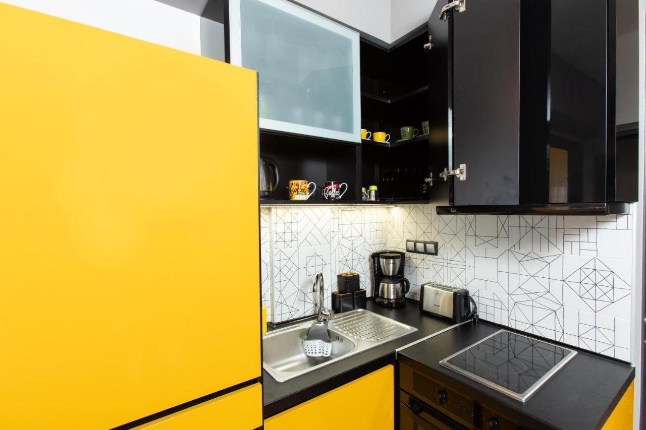 Downtown Luxury Boutique Suites : The Yellow Suite Thessaloníki Eksteriør bilde
